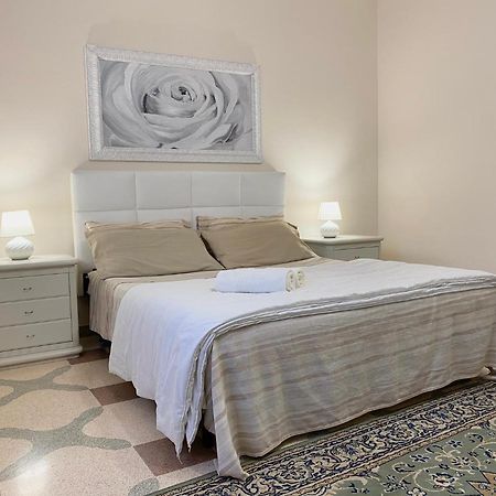 Hotel La Campanella à Mandurie Extérieur photo