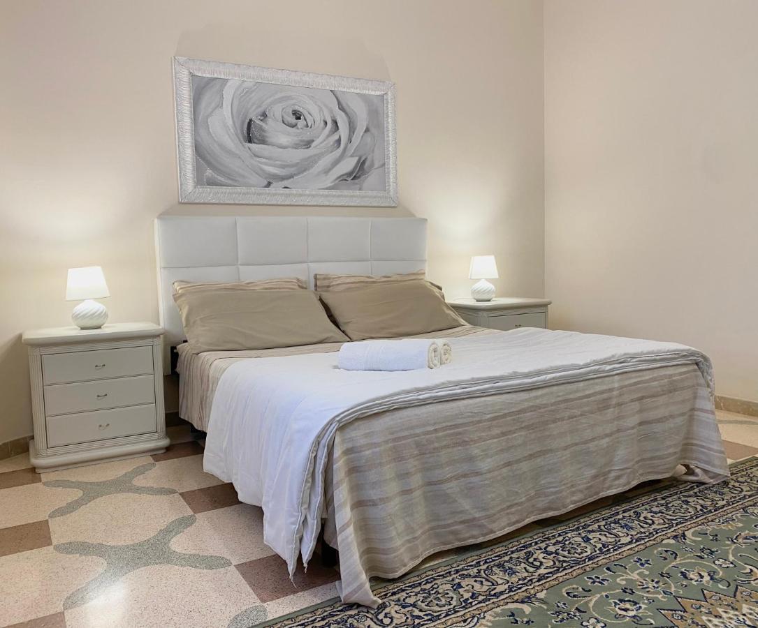 Hotel La Campanella à Mandurie Extérieur photo